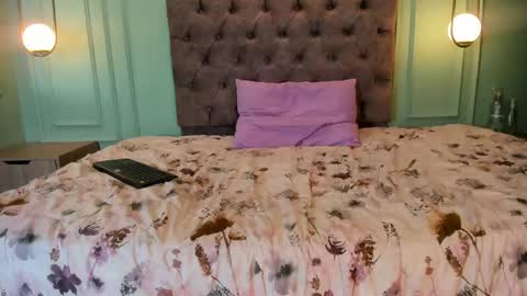 Kathe Hot online show from 14, 1, 2025