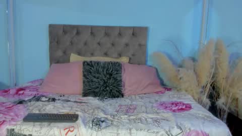 Kathe Hot online show from 13, 9, 2025