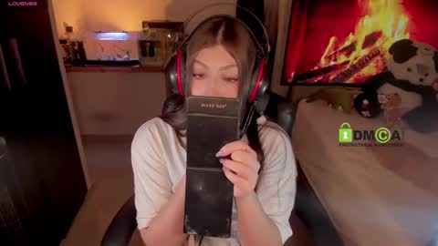 Khi.  online show from 25, 2, 2025