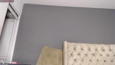 khloe33 online show from 25, 4, 2026