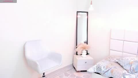 Khloe online show from 25, 4, 2026