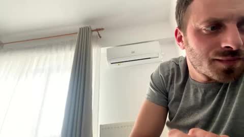 khloekross online show from 23, 2, 2026