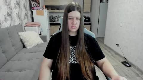 kianna_dior_ online show from 30, 11, 2025