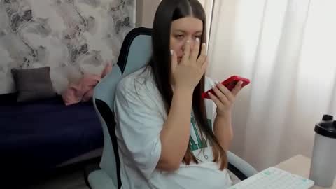 kianna_dior_ online show from 26, 4, 2026