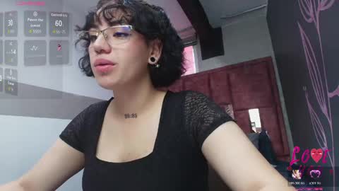 KIARA FOX online show from 24, 4, 2026