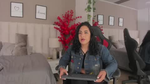 kiara kismet online show from 19, 6, 2026