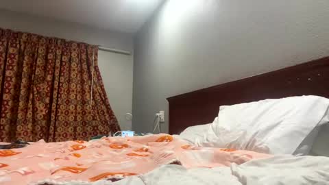 HunneysPlayRoom online show from 22, 9, 2025