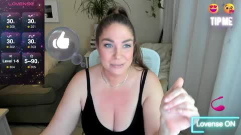 Kiera Reines online show from 31, 3, 2026