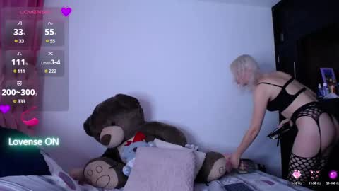 Anna Sophia online show from 4, 12, 2024