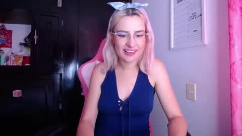 Anna Sophia online show from 2, 1, 2025