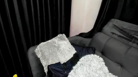 Snapshot of kikazxxx chatting on 25, 6, 2026 kikazxxx online show from 25, 6, 2026