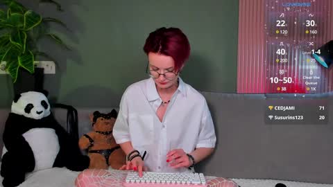 kiki_blue_eyes online show from 15, 1, 2025