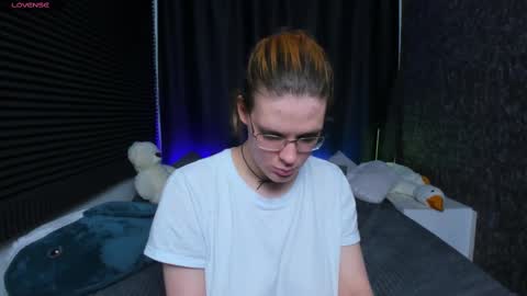 Kiki online show from 13, 2, 2025