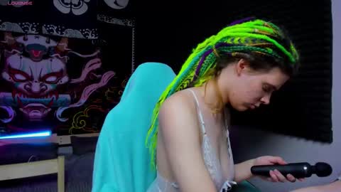 Kiki online show from 31, 10, 2025