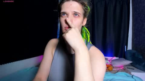 Kiki online show from 9, 11, 2025