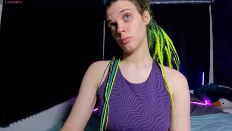 Kiki online show from 5, 12, 2025