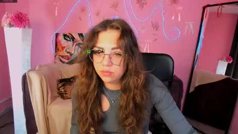 kiki_swan online show from 27, 4, 2026