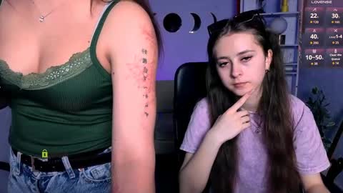 Snapshot of kiki_swan chatting on 2, 6, 2026 kiki_swan online show from 2, 6, 2026