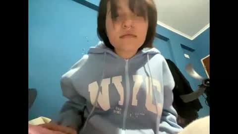 kikilove15 online show from 27, 4, 2026