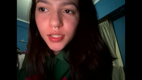 Snapshot of kikilove15 chatting on 20, 5, 2026 kikilove15 online show from 20, 5, 2026