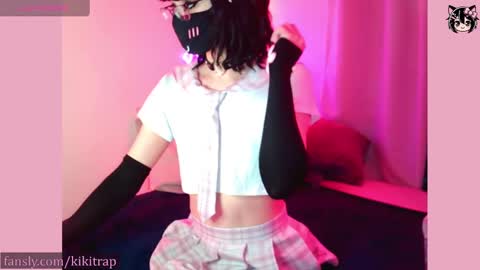 Kiki Trap online show from 10, 2, 2025