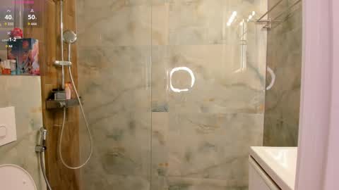 KikkoLee online show from 4, 4, 2026