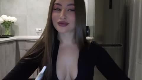 EvaAnna online show from 19, 5, 2026