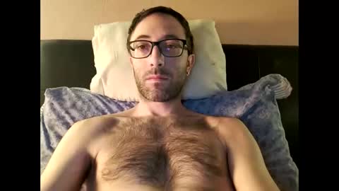 Snapshot of killua1993 chatting on 15, 4, 2026 kingstoned online show from 15, 4, 2026