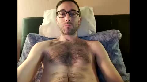 Snapshot of killua1993 chatting on 5, 5, 2026 kingstoned online show from 5, 5, 2026
