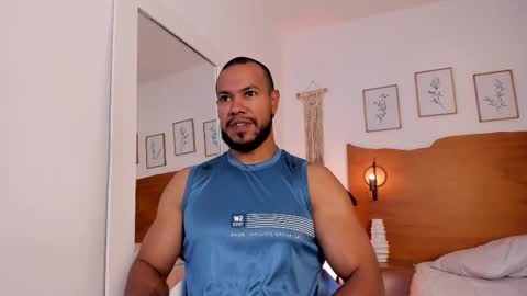 Snapshot of killua_zagarra_ chatting on 26, 9, 2025 Kilua Muscle guy online show from 26, 9, 2025