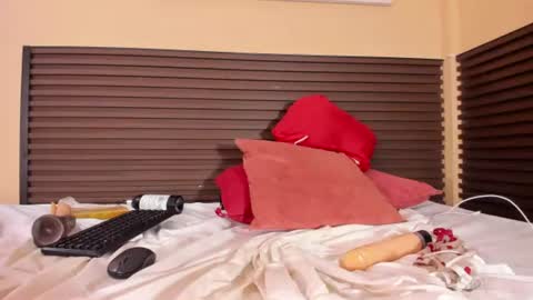 Snapshot of kim_baker1 chatting on 14, 6, 2026 kim online show from 14, 6, 2026