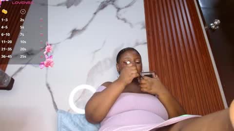 Kim  Follow me please online show from 28, 4, 2026