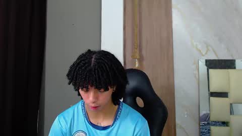Snapshot of kim_curly_ chatting on 25, 6, 2026 KIM online show from 25, 6, 2026