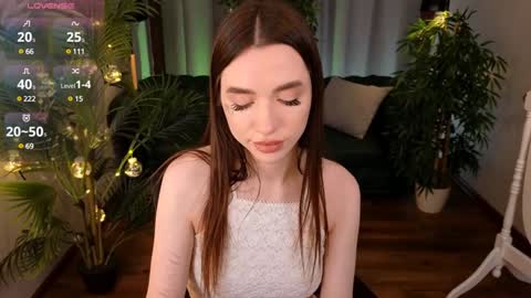 Snapshot of kim_lyn chatting on 31, 12, 2024 KIM online show from 31, 12, 2024