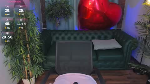 Snapshot of kim_lyn chatting on 6, 2, 2025 KIM online show from 6, 2, 2025