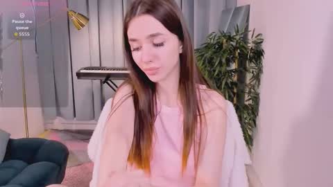 Snapshot of kim_lyn chatting on 16, 9, 2025 KIM online show from 16, 9, 2025