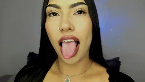 Snapshot of kim_mouth17 chatting on 21, 5, 2026 kim_mouth17 online show from 21, 5, 2026