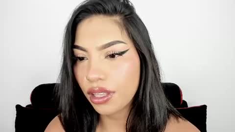Snapshot of kim_mouth17 chatting on 4, 8, 2026 kim_mouth17 online show from 4, 8, 2026