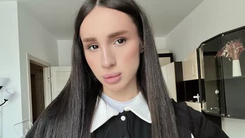 Kim Oberlin online show from 7, 2, 2026