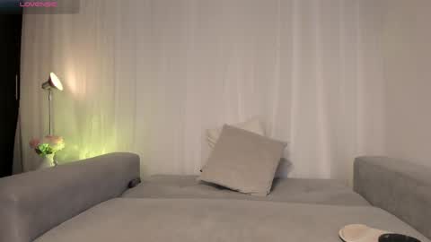 Kim online show from 7, 4, 2026