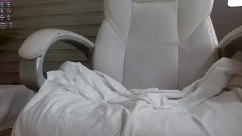 kimara lion online show from 6, 12, 2024