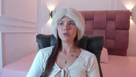 Kim online show from 8, 3, 2025