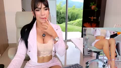 Snapshot of kimberly_hot2 chatting on 13, 5, 2026 Melissa online show from 13, 5, 2026