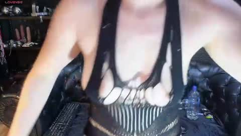  KIMBERLY SWAN  online show from 16, 7, 2026