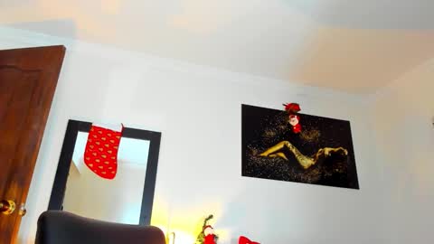 Kimberly Banks online show from 21, 12, 2025