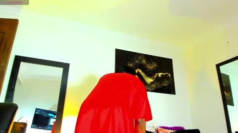 Snapshot of kimberlybanks2 chatting on 8, 5, 2026 Kimberly Banks online show from 8, 5, 2026
