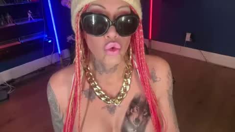 Snapshot of kimberlynnhaven chatting on 2, 1, 2025 Kimber Haven online show from 2, 1, 2025