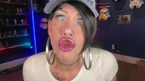 Snapshot of kimberlynnhaven chatting on 13, 9, 2025 Kimber Haven online show from 13, 9, 2025