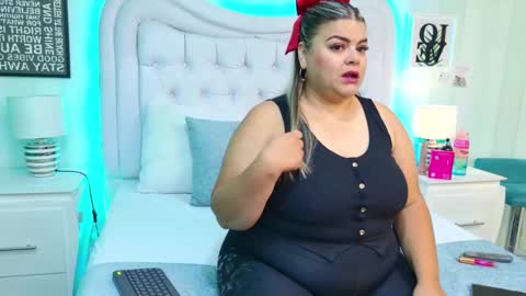 Snapshot of kimbrookss chatting on 10, 10, 2025 KimBrooks online show from 10, 10, 2025