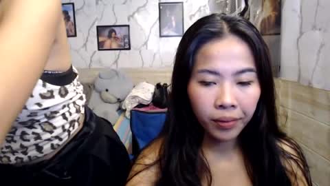 kimchuueee online show from 21, 7, 2026
